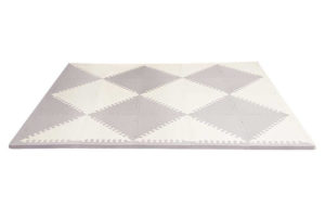 Mata Playspot Grey Cream GEO Skip Hop-4 Jak przygotować bezpieczną przestrzeń dla dziecka?